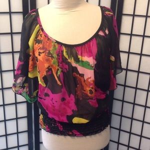 Scoop neck Art deco with sleeves and elastic…